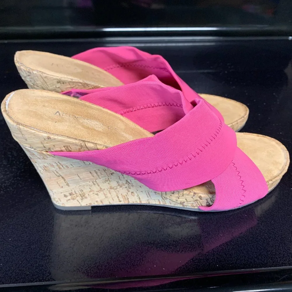 Aerosoles Pink Party plush 9.5